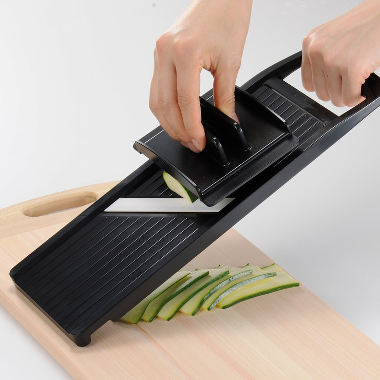 Adjustable Wide Slicer, black, 4-stage cutting thickness adjustment
